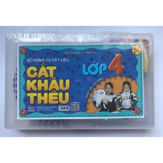 Bộ thực hành cắt khâu thêu lớp 4.