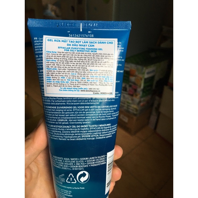 Gel rửa mặt tạo bọt làm sạch dành cho da dầu nhạy cảm La Roche Posay 400ml