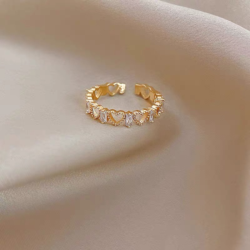 Nhẫn hở hình trái tim đính đá zircon phong cách Retro