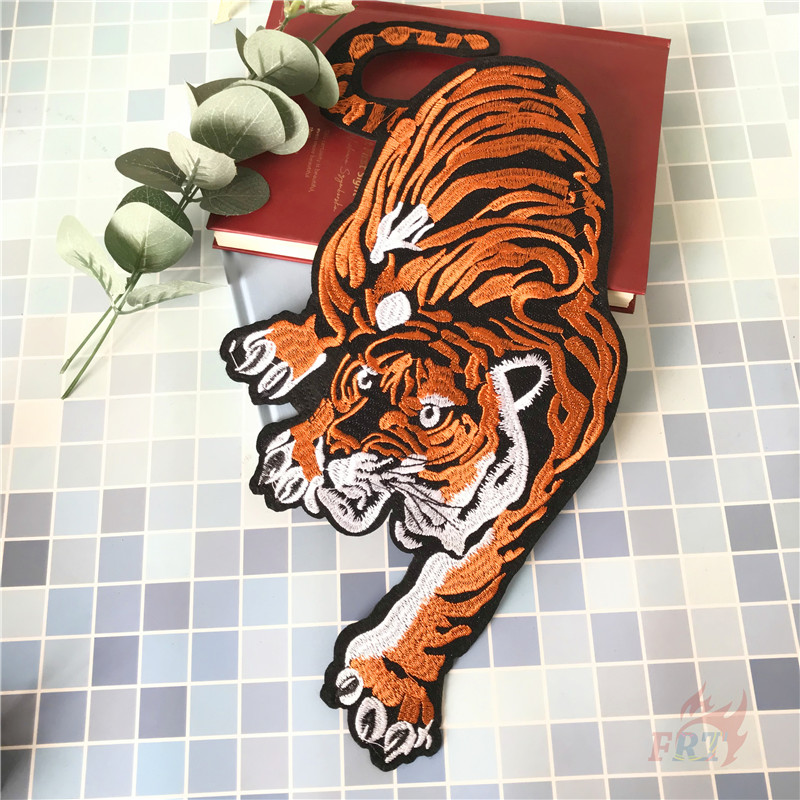 Miếng dán ủi quần áo hình hổ cá tính kích thước 17.5cm x 34cm