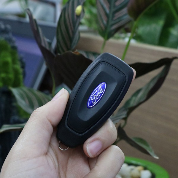 Vỏ chìa khóa Ford Escape Focus thông minh