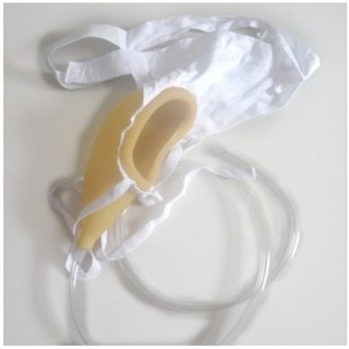 Dụng cụ hỗ trợ đi tiểu cho bệnh nhân nữ