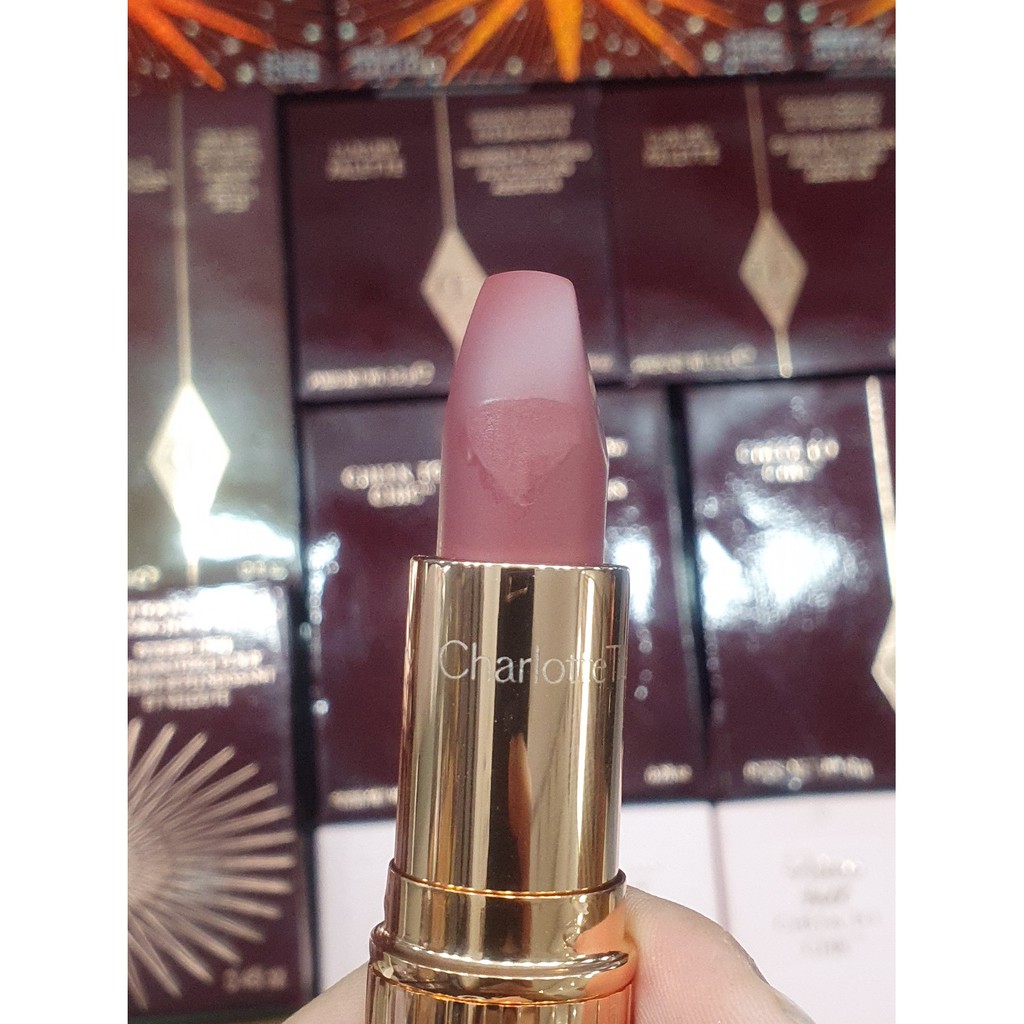 Charlotte Tilbury Bond Girl - Son Thỏi Lì Matte Revolution Lipstick 3,5g