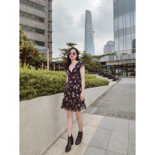 ĐẦM HOA NHÍ CỔ V