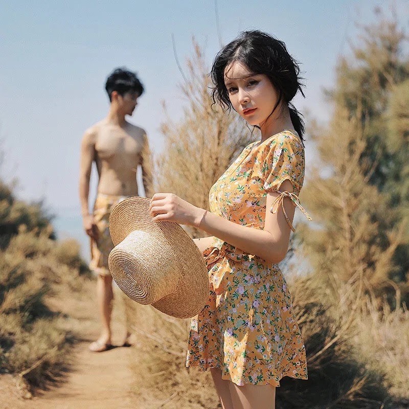 Bikini cặp đôi hoa nhí vàng trơn