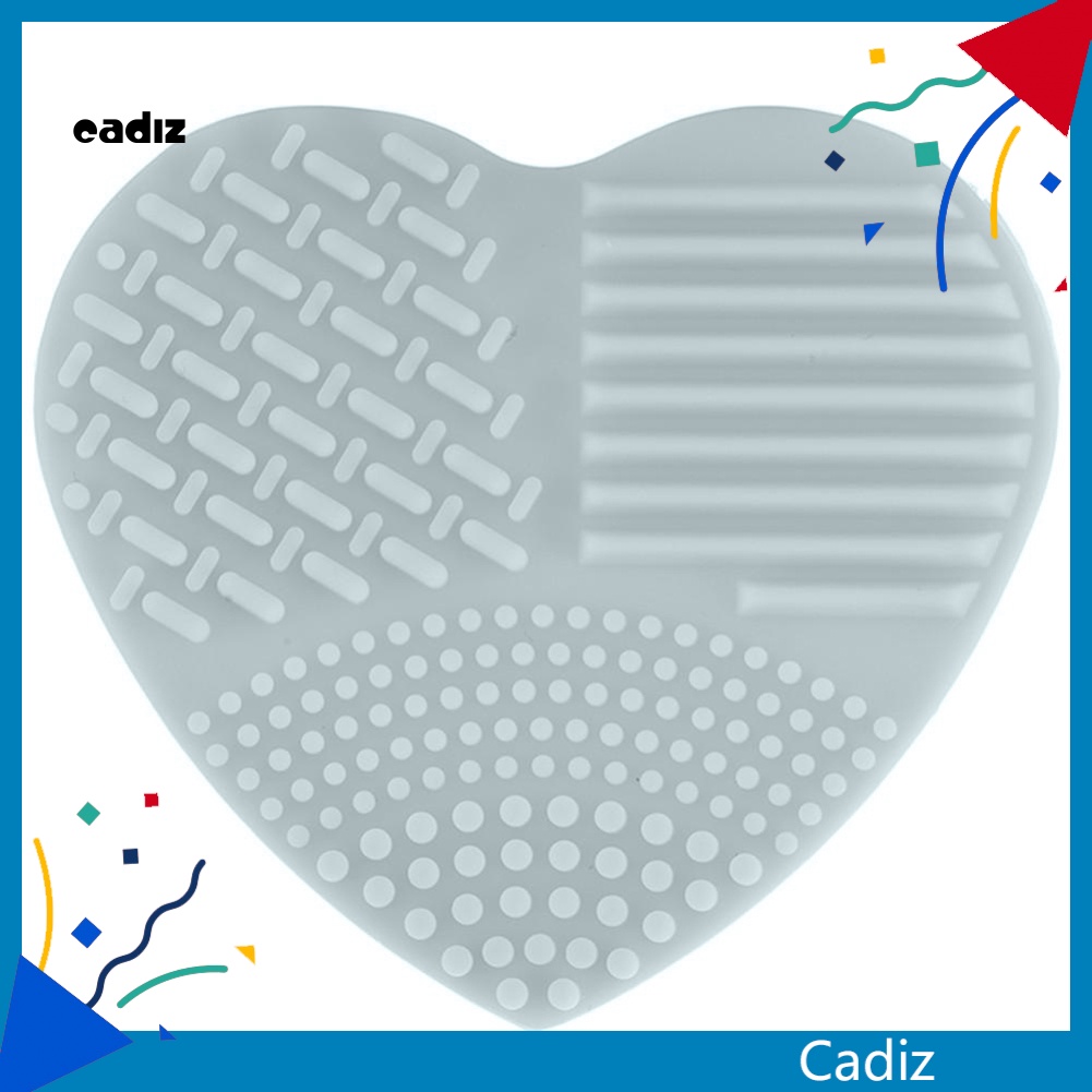 Miếng Silicone Vệ Sinh Cọ Trang Điểm Hình Trái Tim