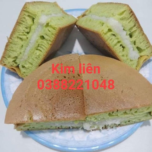 Bánh bò lá dứa nhân dừa non