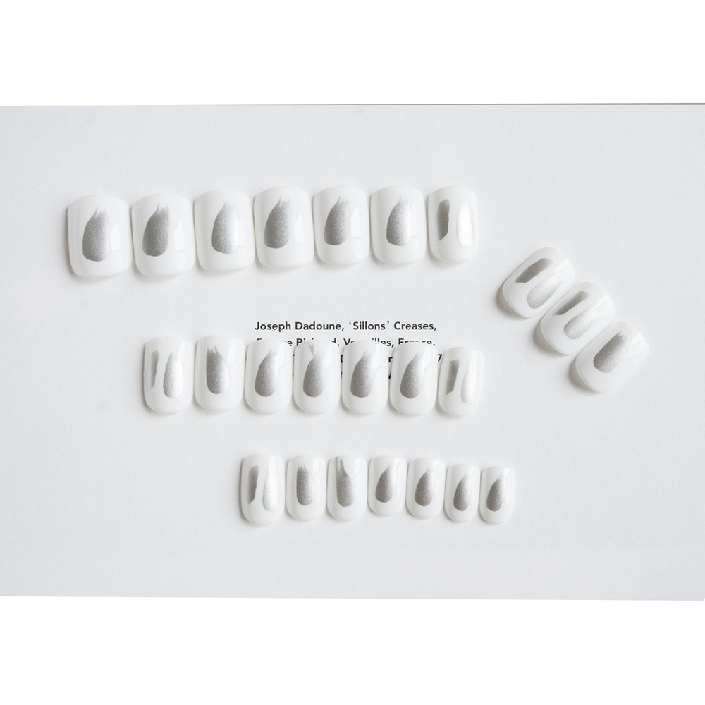 Hộp 24 Móng Tay Giả Nghệ Thuật Cá Tính