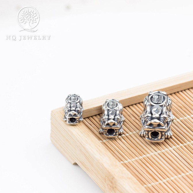 Charm bạc tỳ hưu bạc lớn - NQ Jewelry