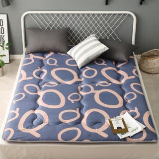 Topper đệm bông gấp gọn.
