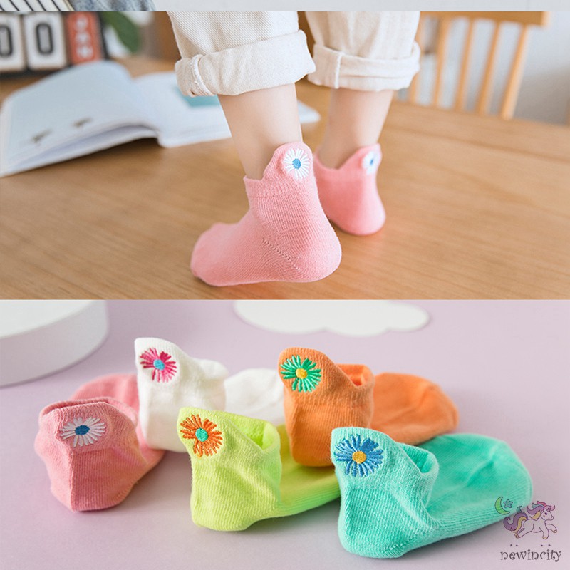 Set 5 Đôi Vớ Cotton Thêu Họa Tiết Hoạt Hình Dễ Thương Dành Cho Bé