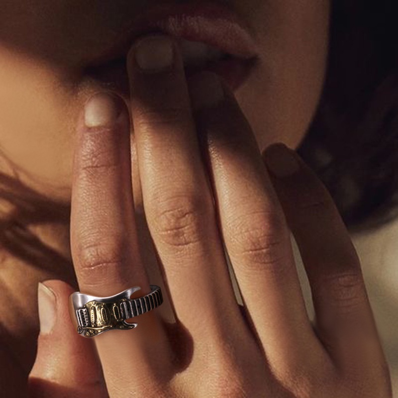 Dây Chuyền Mặt Hình Đàn Guitar Điện Phong Cách Punk Rock Cổ Điển Dành Cho Nam Nữ