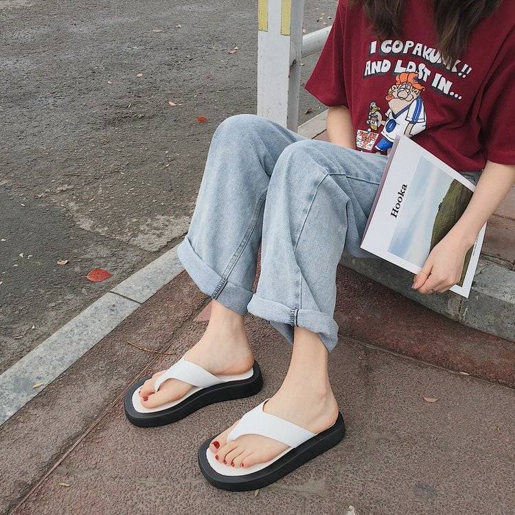 Dép Xỏ Ngón Đi Biển Đế Dày Hình Vuông Cho Nữ