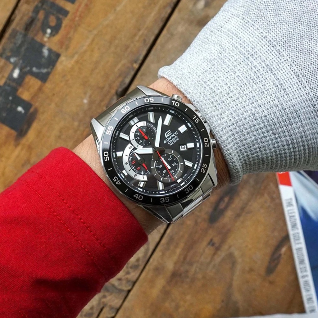 Đồng hồ nam Casio Edifice EFV-550D-1A dây thép không gỉ, chống nước 100m, hàng chính hãng