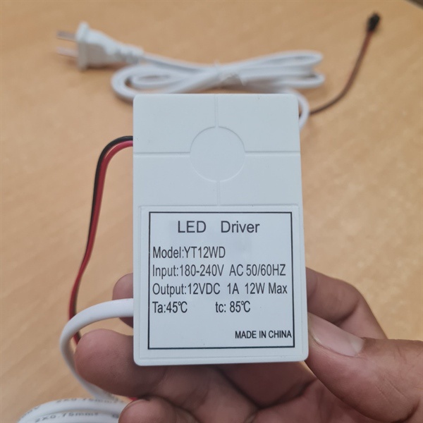 Công tắc cảm biến gương và dây led dán 5m 12v