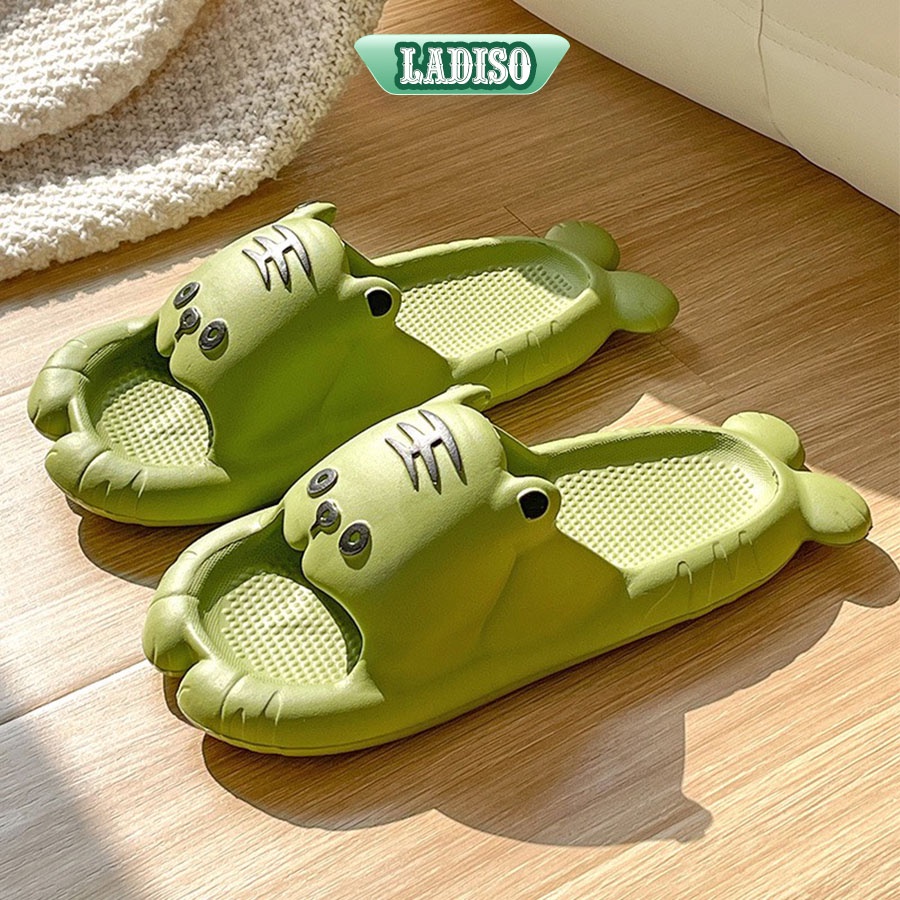 Dép nữ quai ngang SIÊU NHẸ siêu êm kiểu mới siêu hot dùng để đi trong nhà ngoài trời du lịch  LADISO TT384