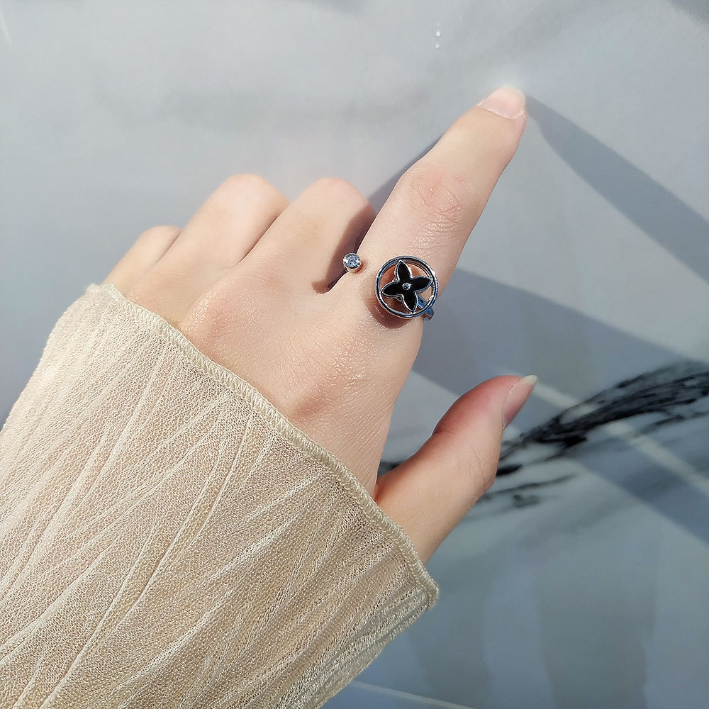 Nhẫn Hở Hình Cỏ Bốn Lá Thời Trang Cá Tính