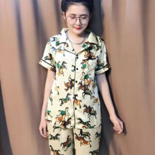 Bộ satin lững