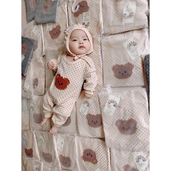 Body gấu chấm bi kèm mũ xinh cho bé trai và bé gái