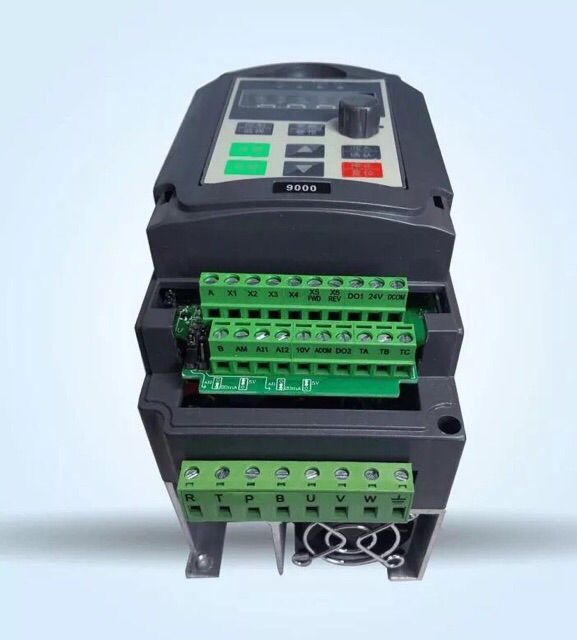 Biến tần vào 1 pha 220v ra 3 pha
