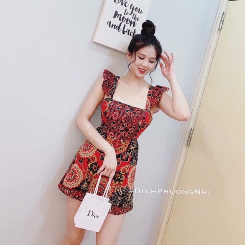 Váy thổ Cẩm tay cánh tiên