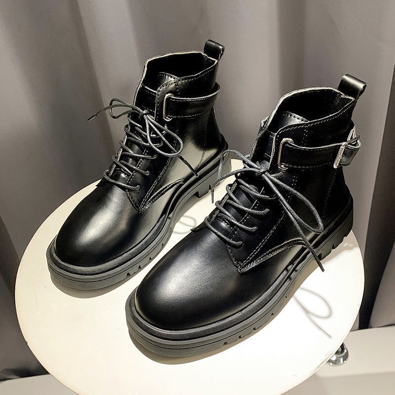 Bốt nữ cao cổ dây buộc chất da bóng và lì khóa cổ vuông | BigBuy360 - bigbuy360.vn