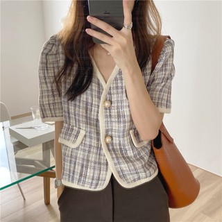 Áo kiểu cổ V giả 2 túi nút ngọc trắng trẻ trung thanh lịch