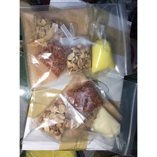 Bánh tráng bơ me