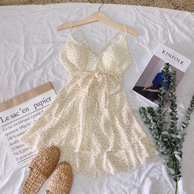 Jumpsuit ngắn dây hở lưng