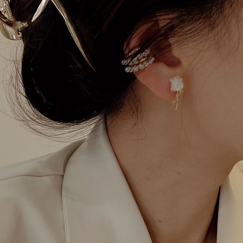 Bông Tai Hình Hoa Hồng Đính Đá Thiết Kế Mới Thời Trang Theo Phong Cách Pháp