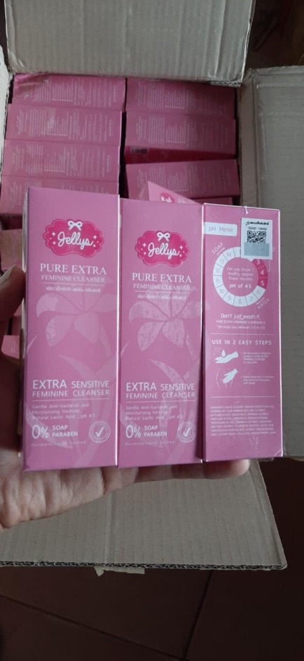 Dung dịch vệ sinh Jellys Pure Extra Feminine