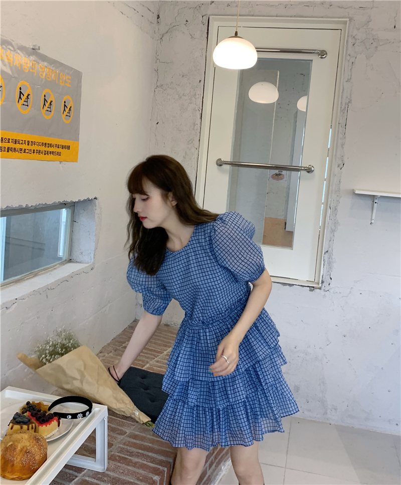 Váy Thời Trang Tay Phồng Họa Tiết Kẻ Sọc Thanh Lịch 42867 | BigBuy360 - bigbuy360.vn