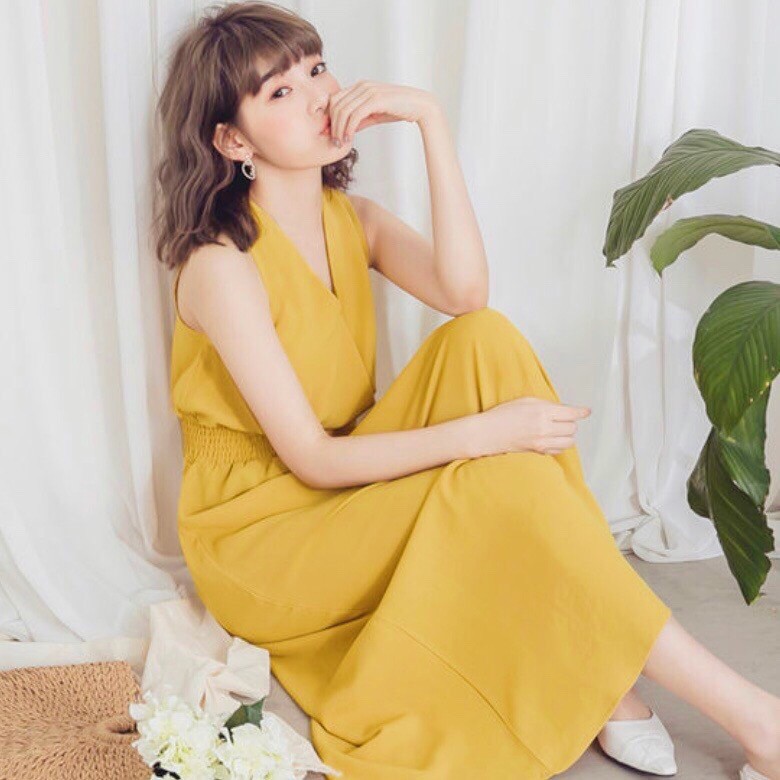 [ẢNH THẬT CUỐI] DM788 - Đầm Maxi Vàng Sát Nách Cổ V Nhún Eo | BigBuy360 - bigbuy360.vn