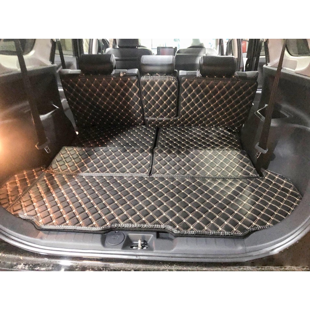 Thảm lót cốp kèm lưng ghế cho Toyota Veloz