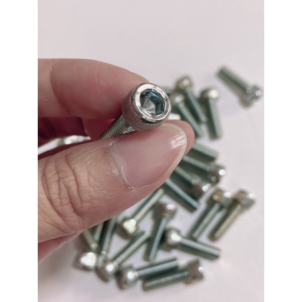 Ốc bulong 6li 6li10 6li15 6li20 6li25 trụ đầu lục giác, chất liệu sắt xi thông dụng cho nhiều dòng xe