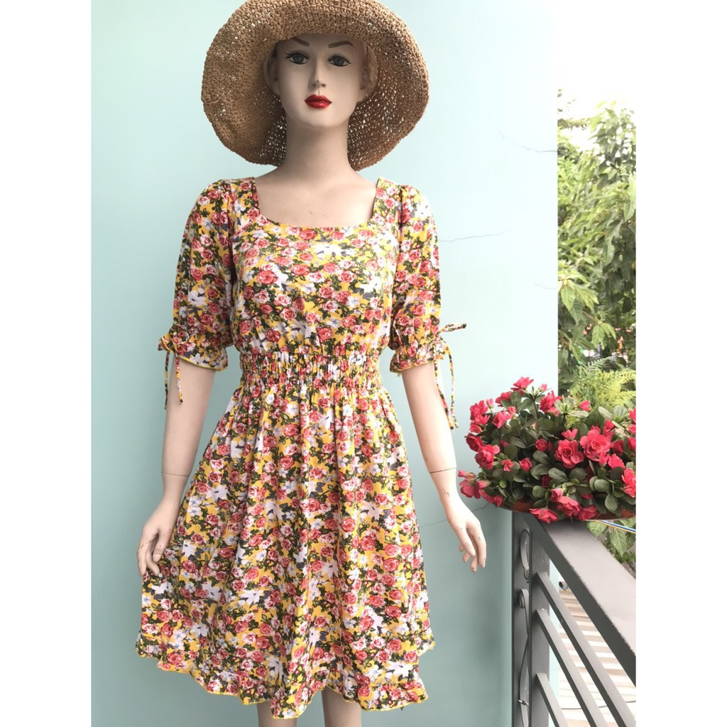 Đầm dự tiệc OoKi, Đầm dáng xòe thiết kế hoa nhí tay phồng DNTAY68