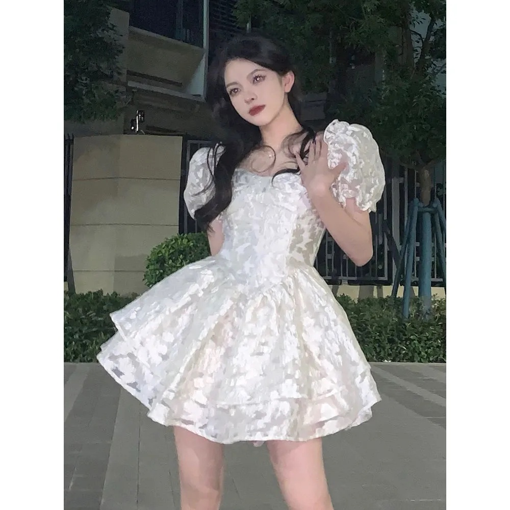 Đầm Công Chúa Cổ Vuông Tay Phồng Thời Trang Mùa Hè Hàng Mới Dành Cho Bạn Gái
