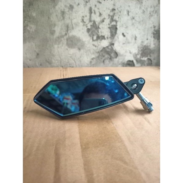 Gương chiếu hậu xe máy 5 cạnh mặt xanh chống chói thời trang. Kính hậu siêu nhân lắp các dòng xe dream wave ju si...