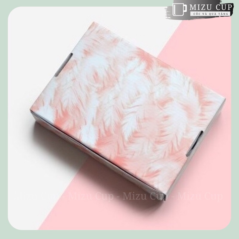 Hộp quà carton sóng cứng cáp lịch sự sang trọng
