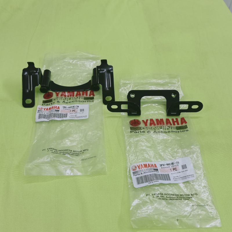 Pát / Pas gắn bảng tên xe  MX king / Exciter đời 2011