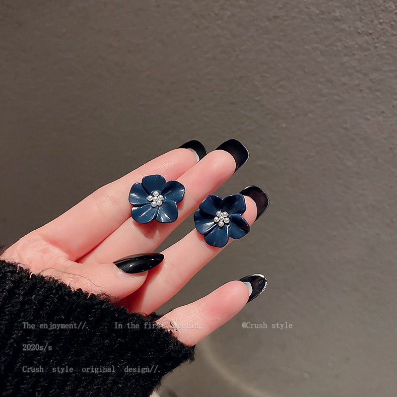 Bông Tai Hình Hoa Đính Ngọc Trai Phong Cách Vintage