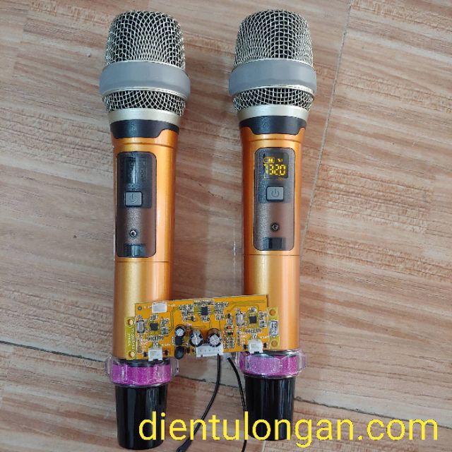 Mic không dây loa kéo shure Set được tần số