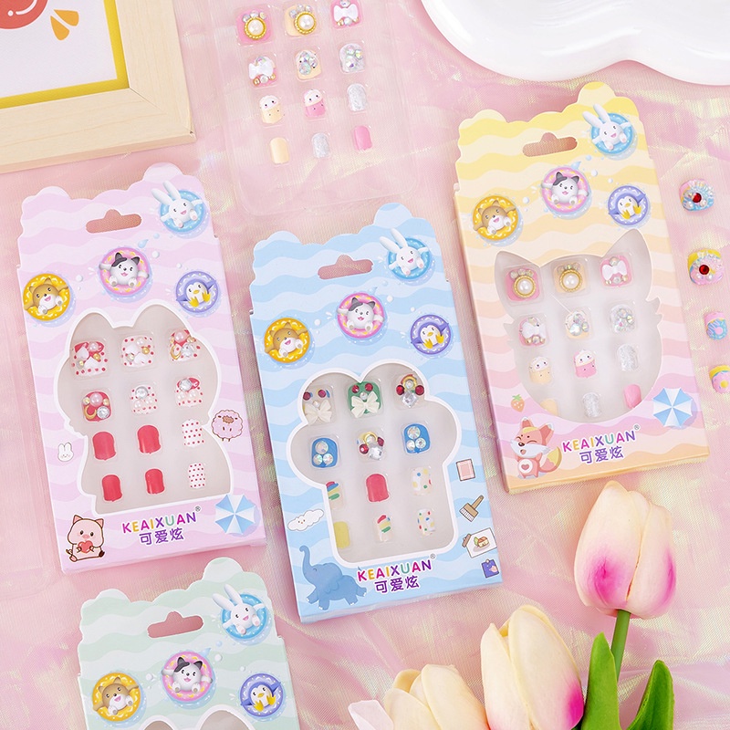 Set 12 Móng Tay Giả In Họa Tiết Dễ Thương Cho Bé