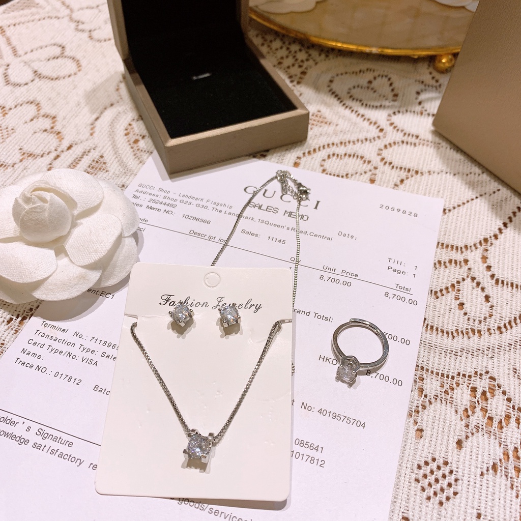Set trang sức titan 3 phụ kiện bông tai+ cổ+ nhẫn quý phái