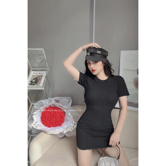 Đầm xốp quảng châu cổ tròn trơn ôm body dáng ngắn cực hot , chất thun xốp dày dặn co giãn