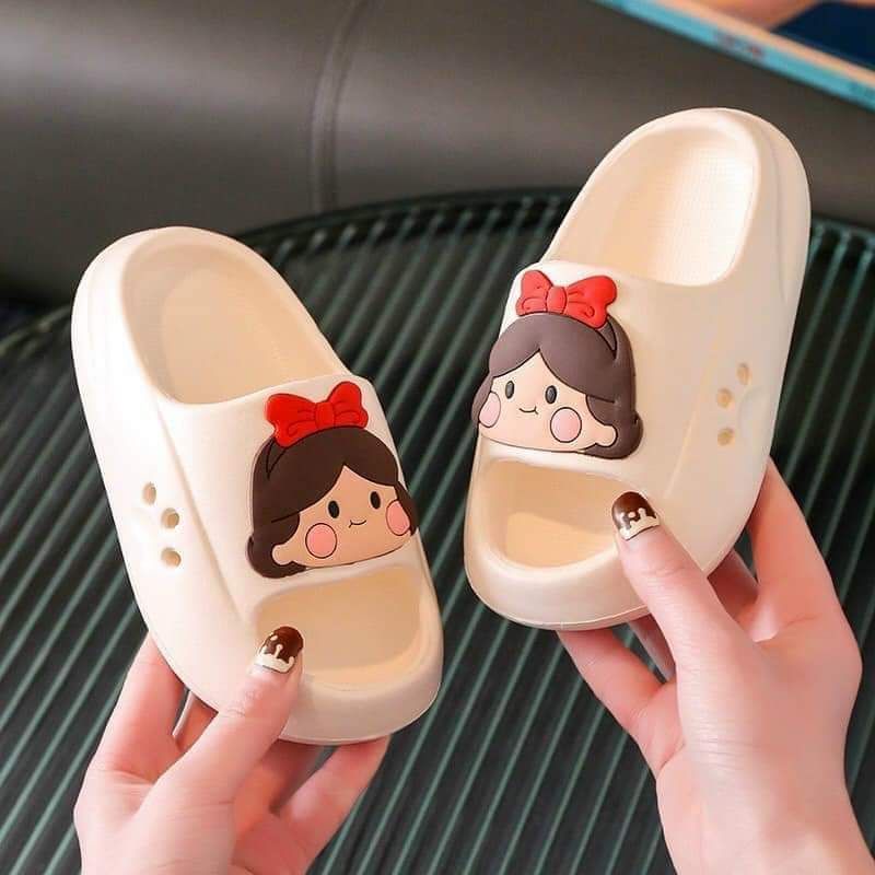Dép lê bé gái không thấm nước, dép quai ngang có hình cô gái ngộ ngĩnh cho bé siêu nhẹ siêu êm chống trơn trượt