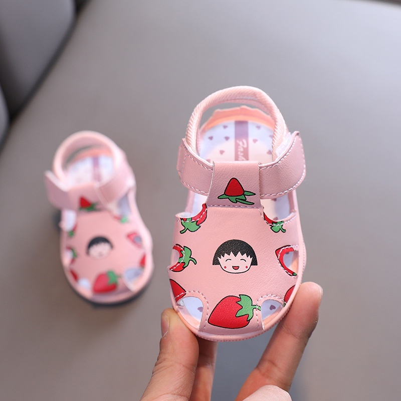 Giày có kèn cho bé gái hình dâu cute, sandal đế mềm da siêu êm chân bé