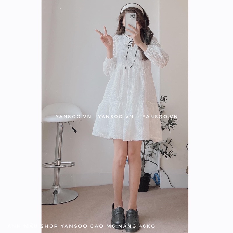 Váy babydoll trắng ren hạt hai lớp cổ nơ tay bồng , đầm bánh bèo  by YANSOO