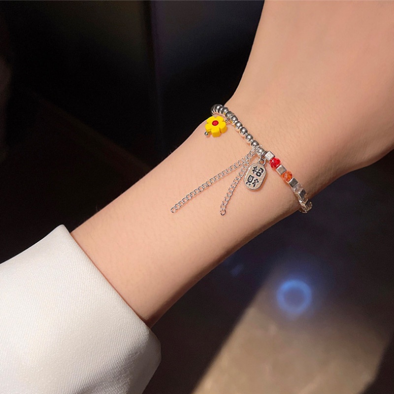 Vòng Đeo Tay May Mắn Đính Hạt Pha Lê Nhiều Màu Phong Cách Cổ Điển Dành Cho Bạn Nữ