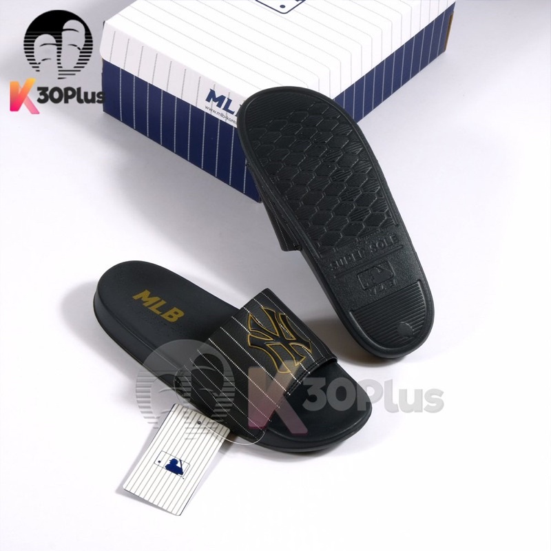 Dép MLB Quai Ngang logo NY In Đen